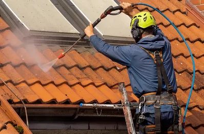 Démoussage et hydrofuge de toiture à Melles